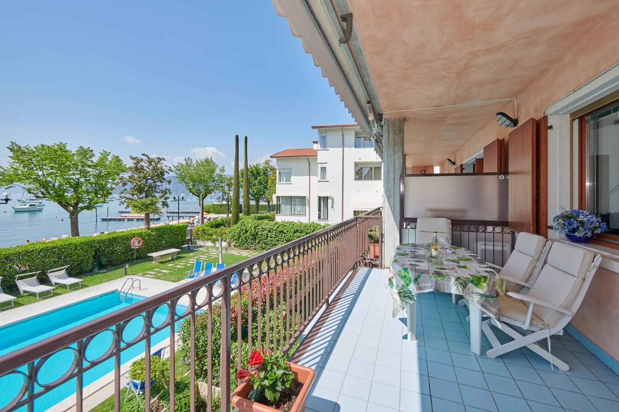 Apartments Rainer - Front Lake Bardolino Exterior foto