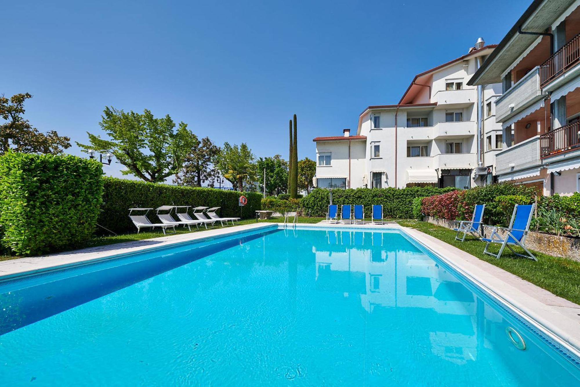 Apartments Rainer - Front Lake Bardolino Exterior foto